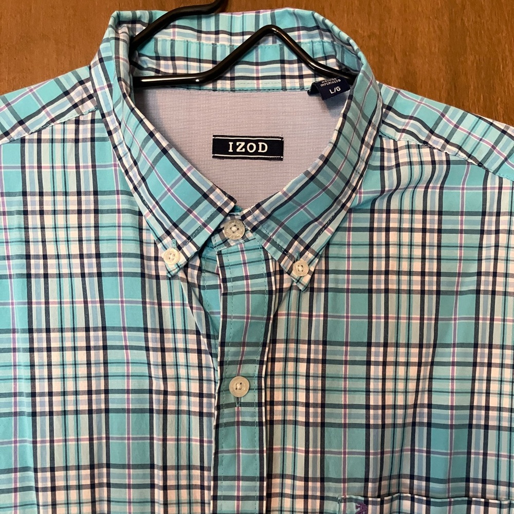 IZOD Men's light Blue Plaid Shirt large